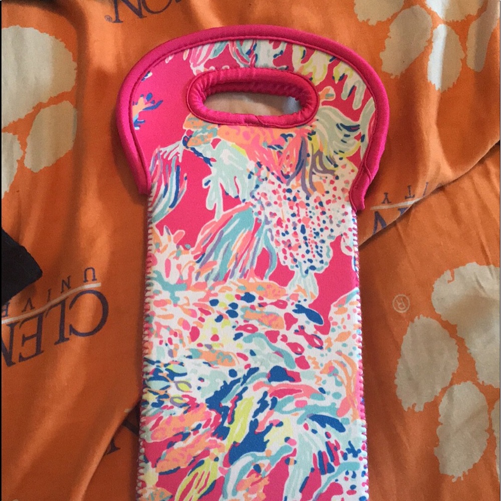Lily Pulitzer insulated wine carrier